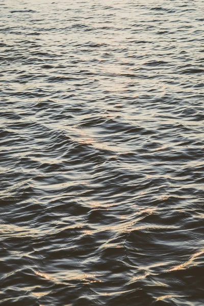 Água do mar escura — Fotografia de Stock