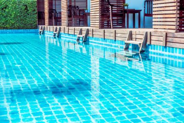 güzel bir Yüzme Havuzu