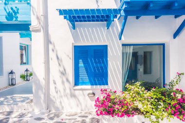 Santorini ve Yunanistan tarzı ile güzel mimari