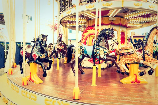 Carousel horse in amusement attraction park — Stock Photo, Image