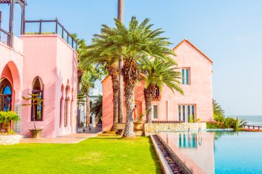 Fas tarzı mimarisiyle