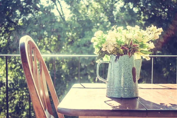 Impianto vaso con vista esterna — Foto Stock