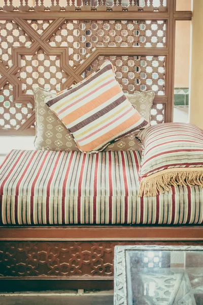 Travesseiros em estilo marroquino — Fotografia de Stock