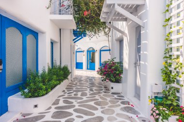 Santorini ve Yunanistan tarzı ile güzel mimari
