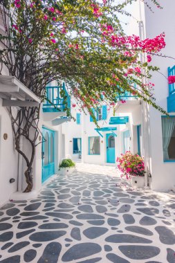 Santorini ve Yunanistan tarzı ile güzel mimari