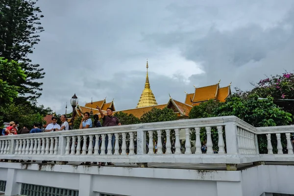 Chiang Mai Thailand July 2016 Unacquainted Tourists Wat Phra Doi — 스톡 사진