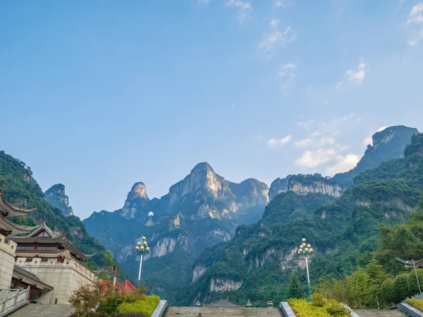 Schöne Aussicht Auf Aussichtspunkt Fuße Des Tianmen Gebirge Nationalparks Bei — Stockfoto