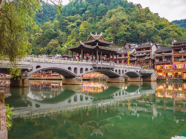 Fenghuang Old Town Bridge Scenerią Widok Stare Miasto Fenghuang Phoenix — Zdjęcie stockowe