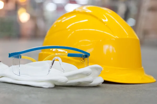 Glasses and helmet for head protection — Stock Photo, Image