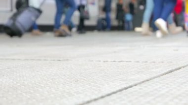 Tran istasyonu Midsection platformu