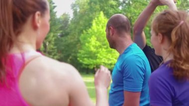 Halk parkı egzersiz