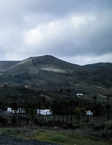 Haria Şehri Çevresi Doğayla Çevrili Haria Lanzarote Adasının Kuzeyinde Yer — Stok fotoğraf