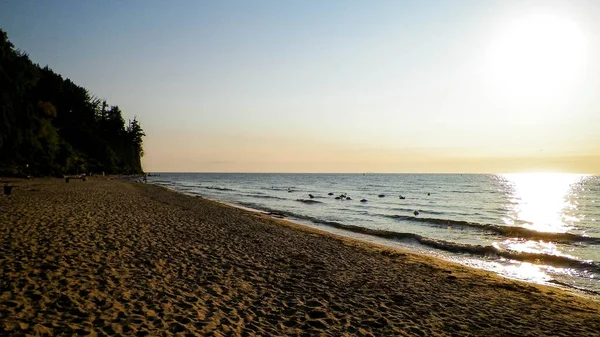 Salida Del Sol Sobre Acantilado Orlowski Una Hermosa Playa Arena — Foto de Stock