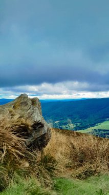 Bieszczady 'de fırtına geliyor. Karpatlar. Doğanın güzelliği.