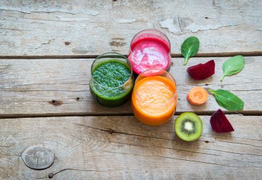 Taze Detoks meyve suları