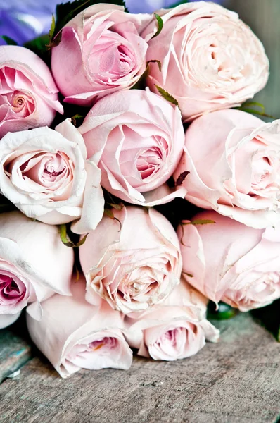 Bunch of pink roses close up — Stock Photo, Image