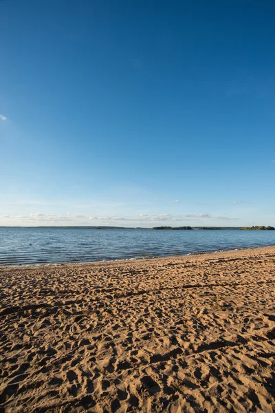 Пляж Блакитним Морем Фоні — стокове фото