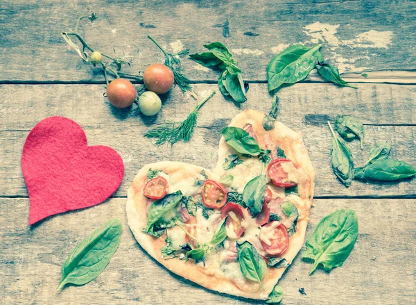 Tasty Pizza Heart Background Close — Stock Photo, Image