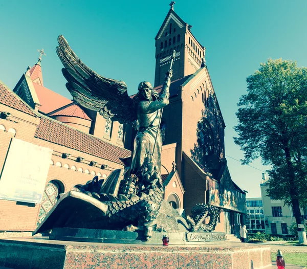 Mińsk Białoruś Październik 2016 Katolicki Kościół Świętych Szymona Heleny Czerwony — Zdjęcie stockowe
