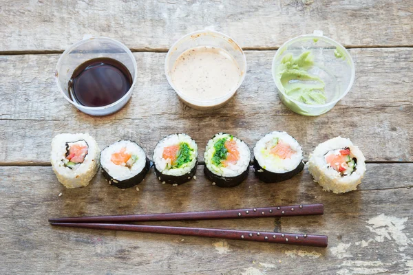 Sushi Sabroso Plato Sobre Fondo Acercan — Foto de Stock