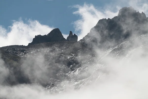 The glacier on the mountain top — Stock Photo, Image