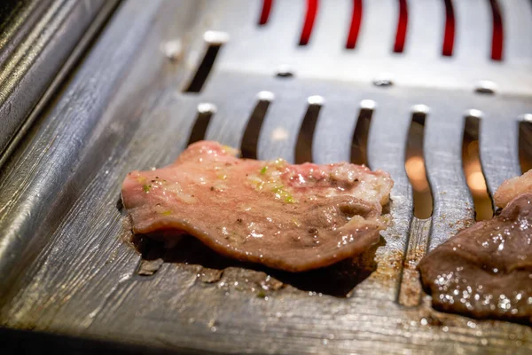 Closeup Japanese Yakiniku Being Cooked Grill — Stock Photo, Image