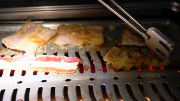 Primer Plano Vídeo Yakiniku Japonés Que Cocina Parrilla — Vídeo de stock