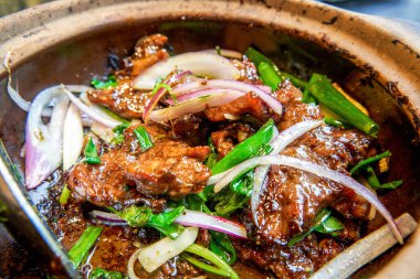 Lezzetli klasik Çin mutfağı, sığır eti jölesi.