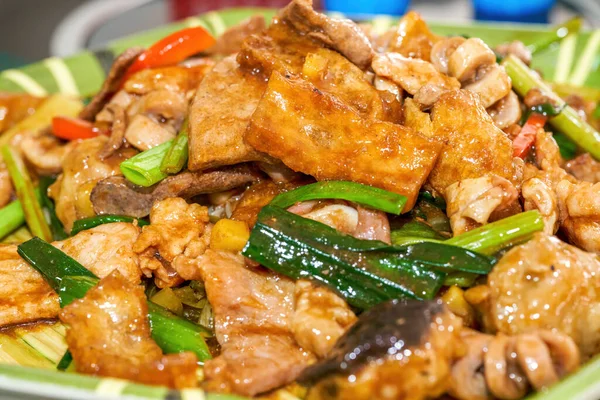 Ein Köstliches Chinesisches Gericht Mit Gebratenem Schweinefleisch Und Schweinefleisch — Stockfoto