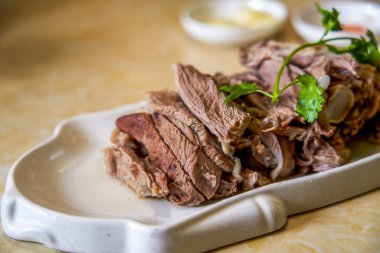 Lezzetli ve lezzetli Kuzey Çin 'den el yapımı koyun eti.