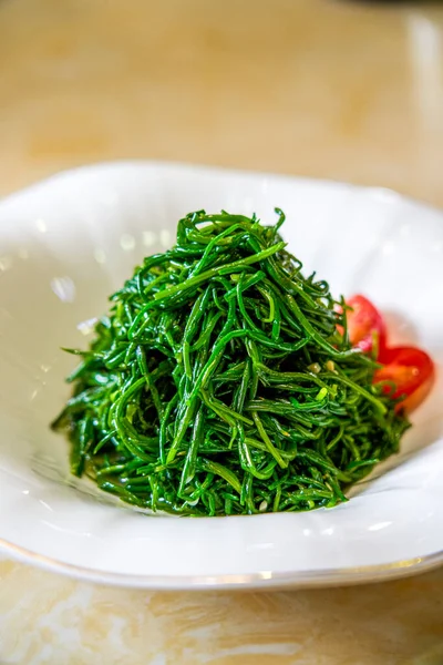 Kuzeybatı Çin 'den taze ve güzel kokulu kum soğanları.