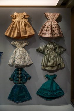 Enfes Batı klasik aristokrat giyim seti