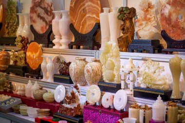 Görüntü: Güneydoğu Asya tarzı yeşim taşları