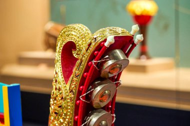 1 Tayland geleneksel perküsyon aleti Bent Qin