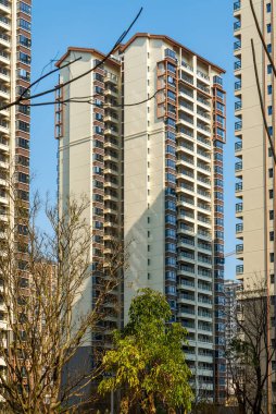 1 Çin 'de yeni inşa edilmiş yüksek katlı bir bina.