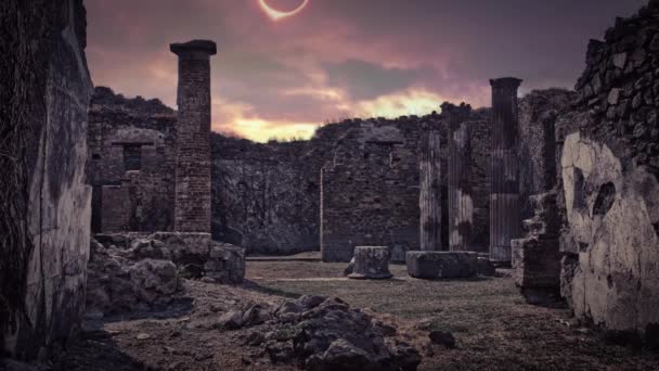 Mysterious presences in ancient ruins solar eclipse In twilight. — Stock Video