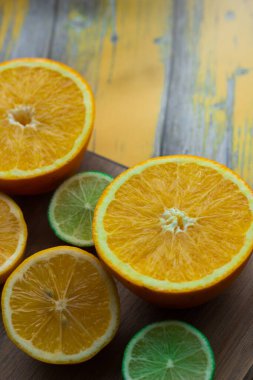 Turunçgil arkaplanı, greyfurt, limon, portakal, limon