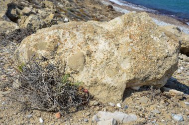 Kuzey Kıbrıs 'ın Tatlisu bölgesindeki kayalar