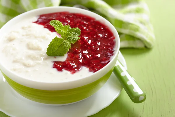 Rice porridge with coconut milk — Stock Photo, Image