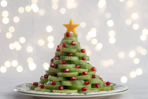 Obstsalat vom Weihnachtsbaum — Stockfoto