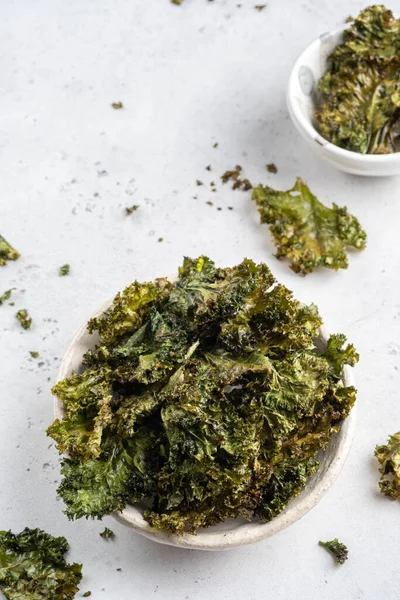 Green Kale Chips with salt and oil