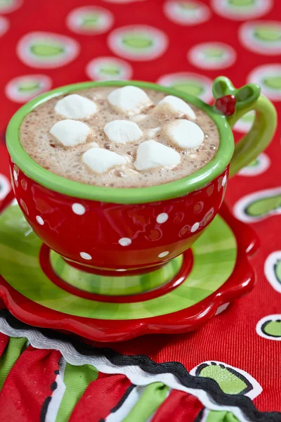 Red mugs with hot chocolate — Stock Photo, Image