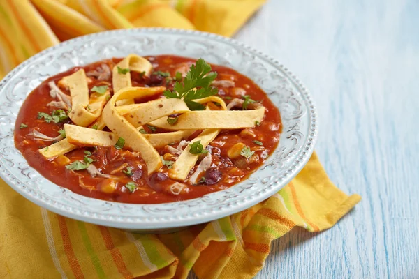 Tavuk tortilla çorbası — Stok fotoğraf