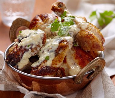 Krem Sarımsak soslu kızarmış tavuk