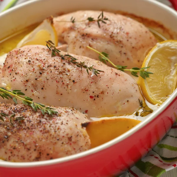 Poitrines de poulet cuites au four — Photo