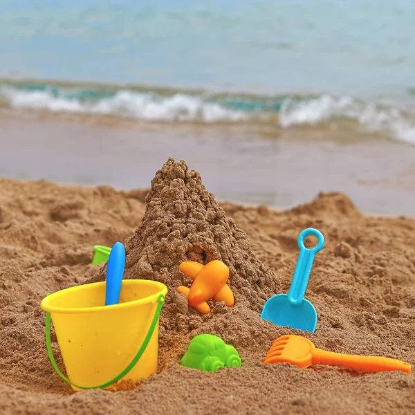 Детские пляжные игрушки — стоковое фото