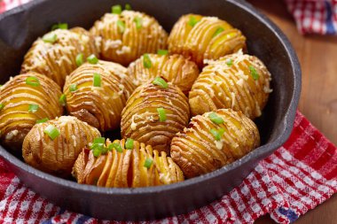 Hasselback Patates