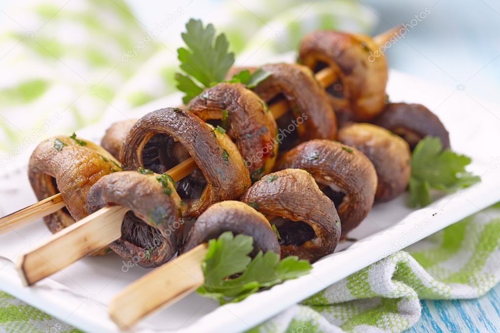 Grilled mushroom with parsley and garlic