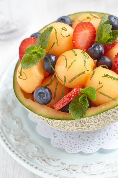 Fruktsallad med melon — Stockfoto