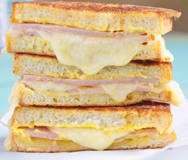 Monte Cristo sandwich clipart
